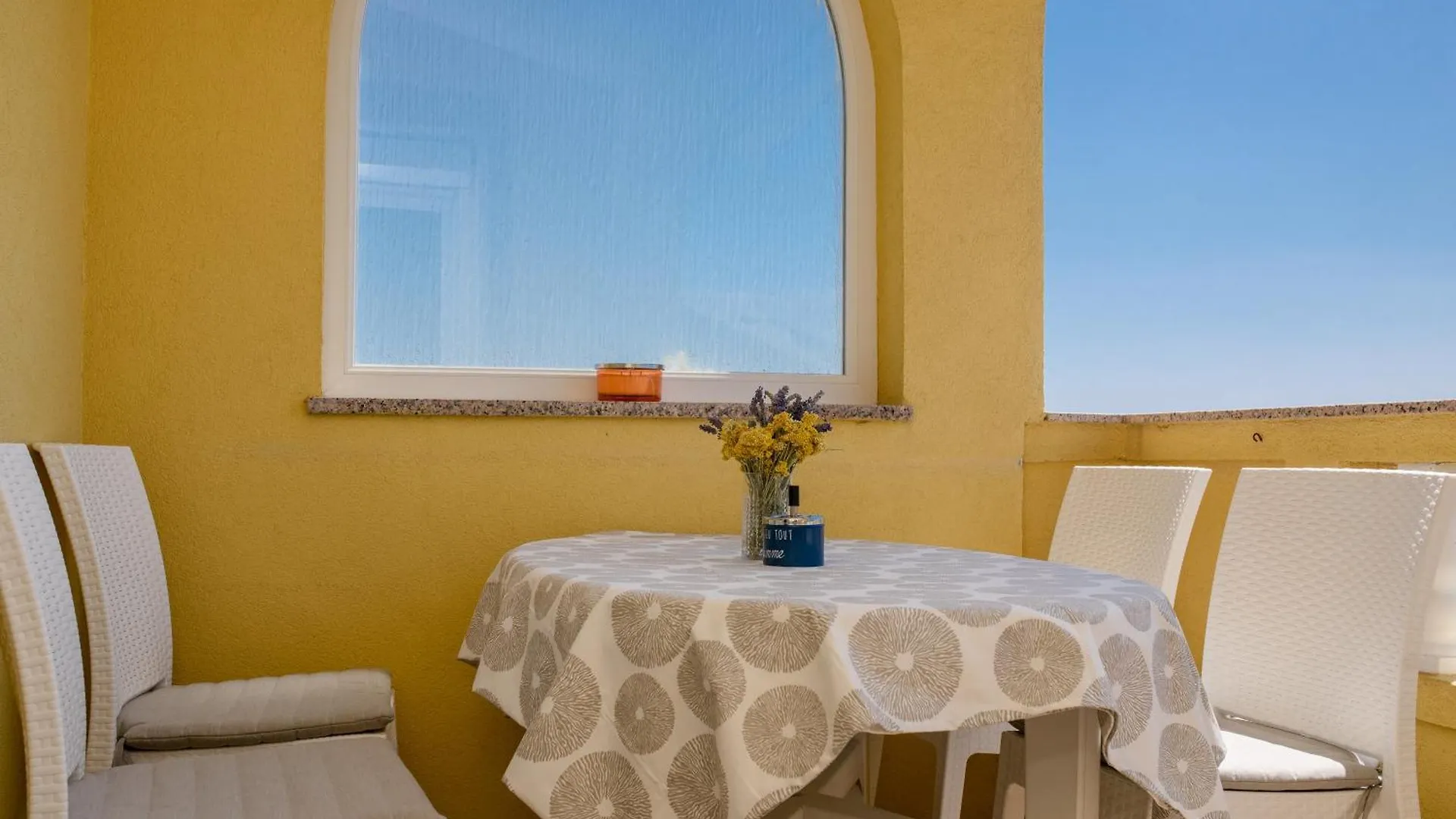 Casa Surya - Apartments With Sea View And Swimming Pool Barbat na Rabu
