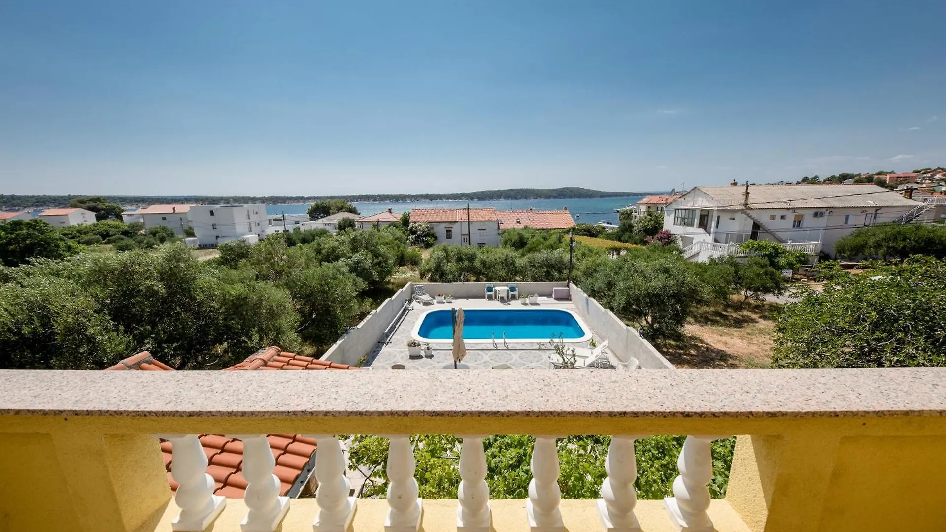 Casa Surya - Apartments With Sea View And Swimming Pool Barbat na Rabu