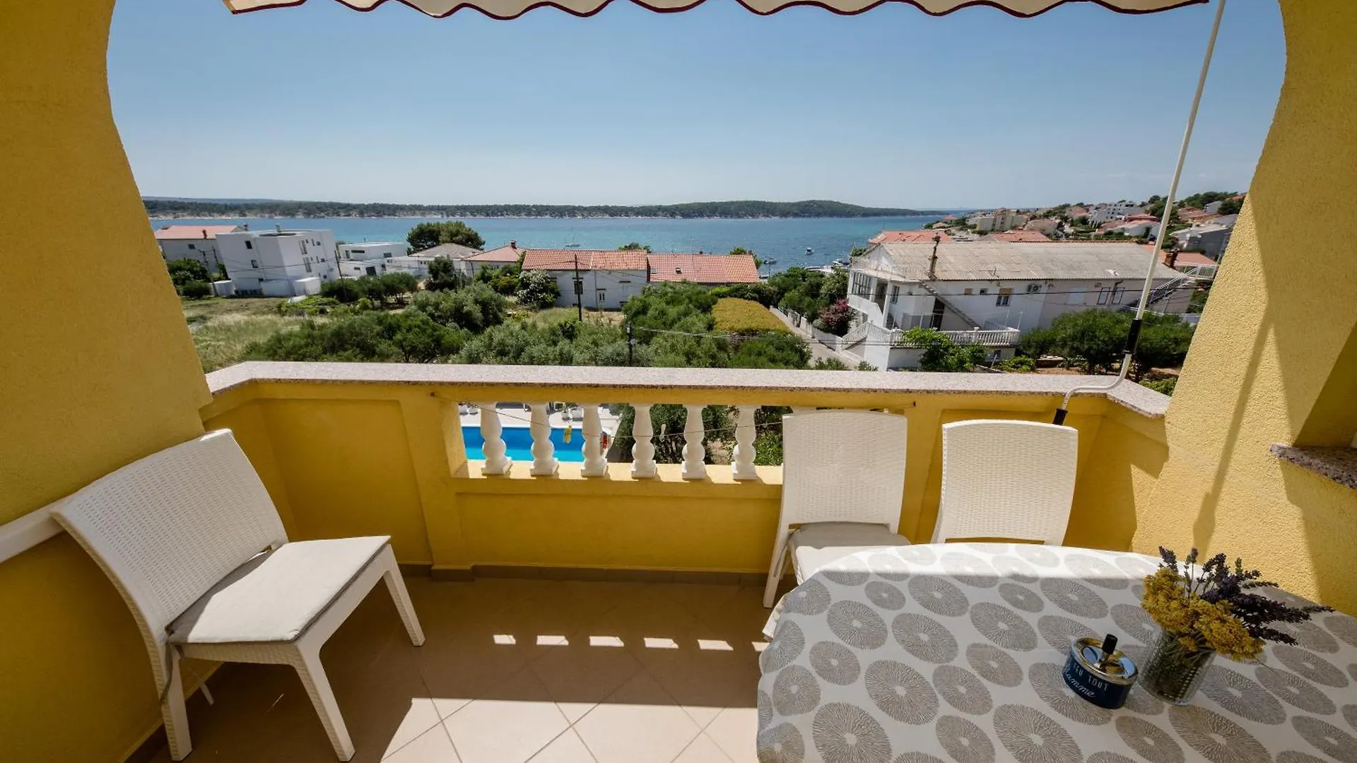 Casa Surya - Apartments With Sea View And Swimming Pool Barbat na Rabu 0*,  Croatia
