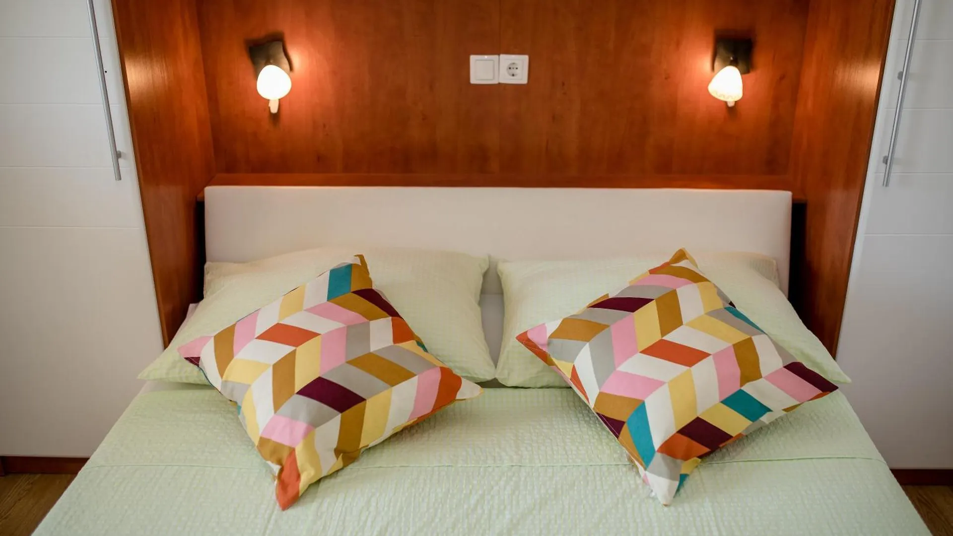 Casa Surya - Apartments With Sea View And Swimming Pool Barbat na Rabu